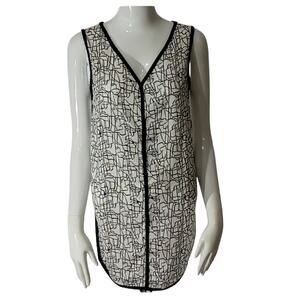 NWOT BODYFLIRT Slightly Sheer Abstract Top Size XS